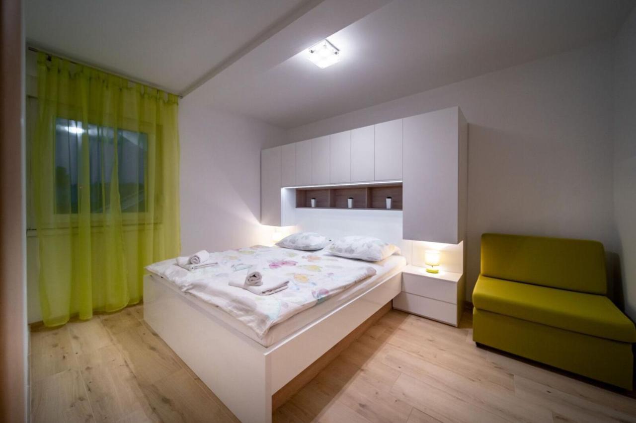 Apartments Arbis Lopar Buitenkant foto