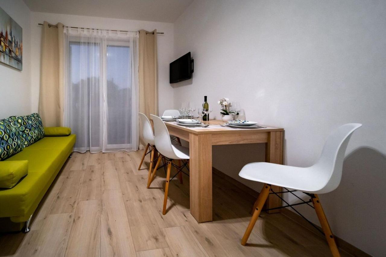 Apartments Arbis Lopar Buitenkant foto