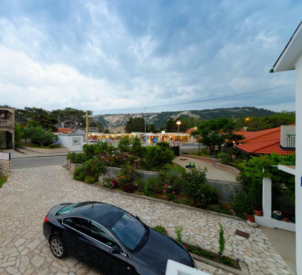Apartments Arbis Lopar Buitenkant foto