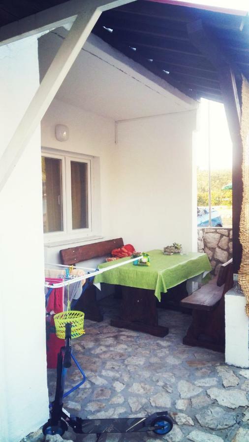 Apartments Arbis Lopar Buitenkant foto